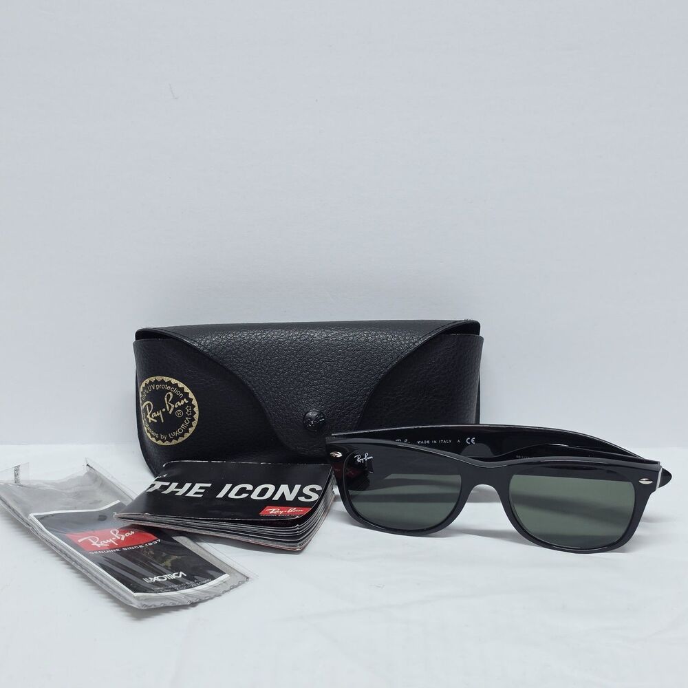 Ray-Ban RB2132 901 52-18 New Wayfarer Sunglasses Black Frame With Case